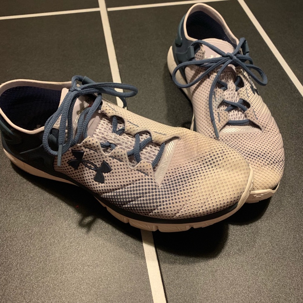 Under Armour Sneakers